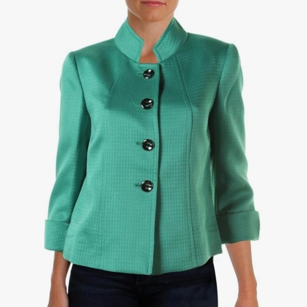 Tahari Kelley green blazer coat jacket. Size 2